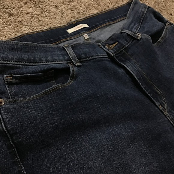 Levi Strauss Women's Jeans 14 Classic Boot Cut Dark Wash - Picture 8 of 14